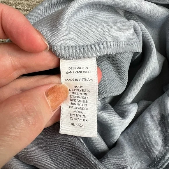 Athleta women’s grey camouflage print high rise leggings MT - Picture 6 of 10